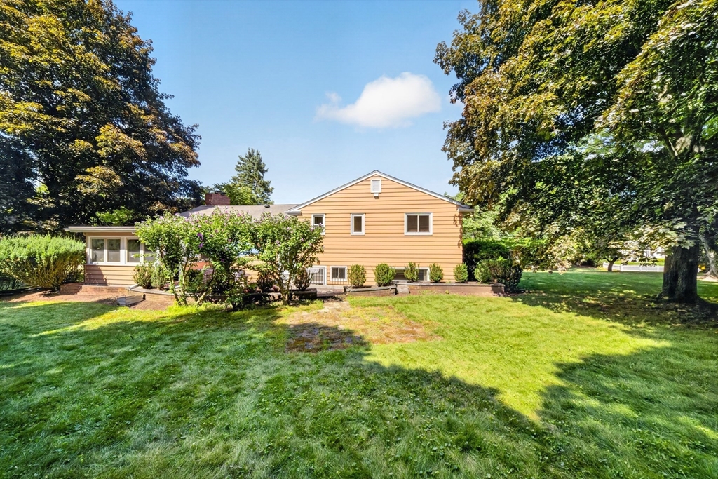 184 Concord Ave