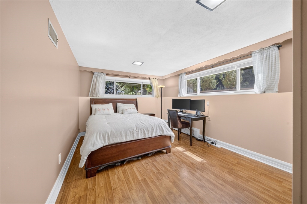 184 Concord Ave