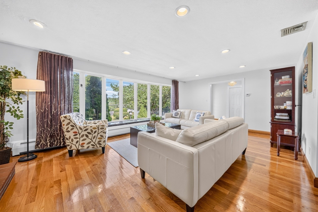 184 Concord Ave