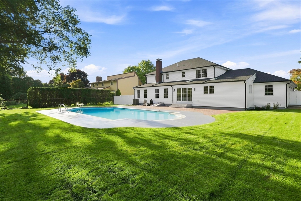 7 Viking Rd