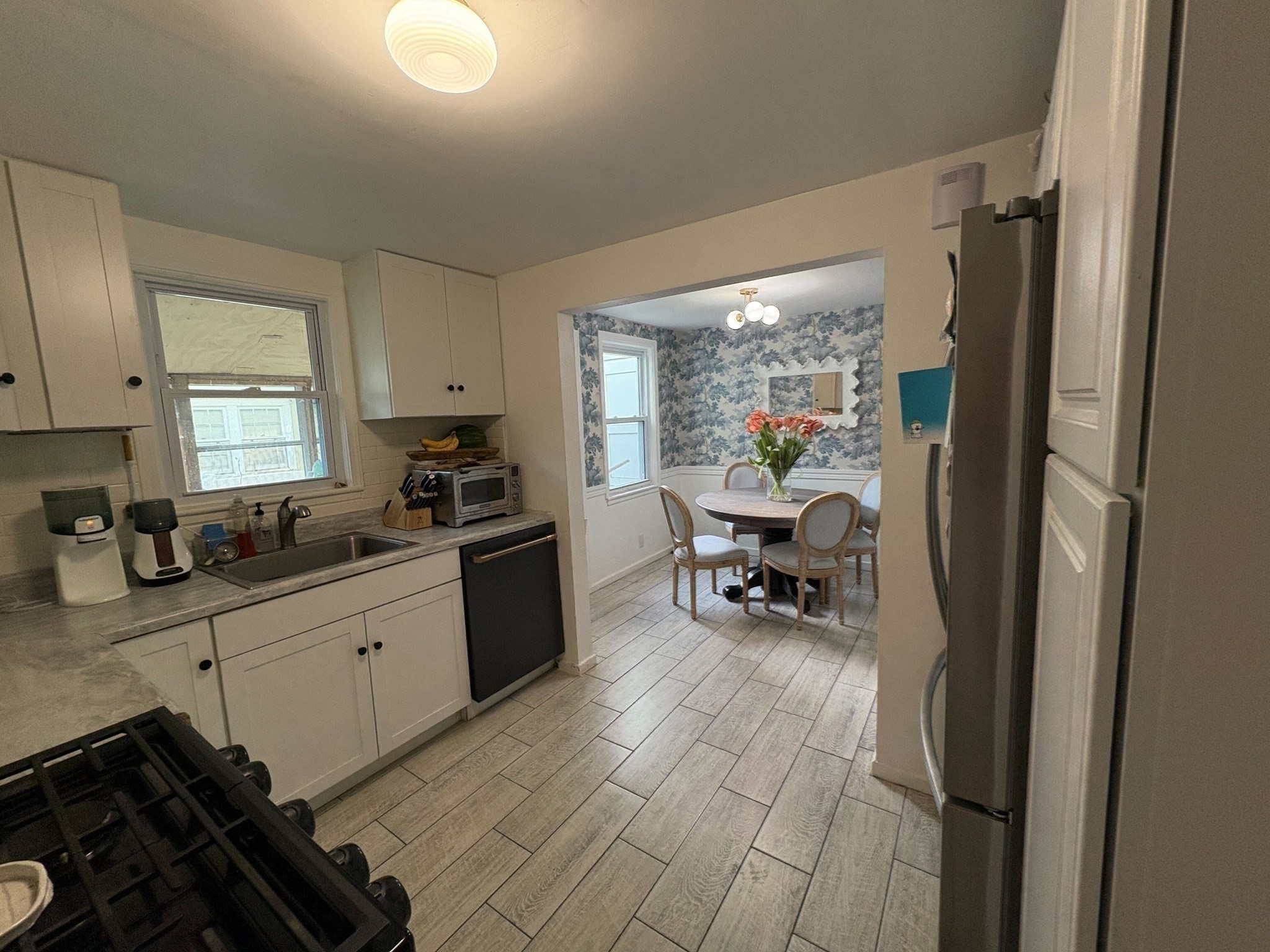 216 Quincy Shore Dr