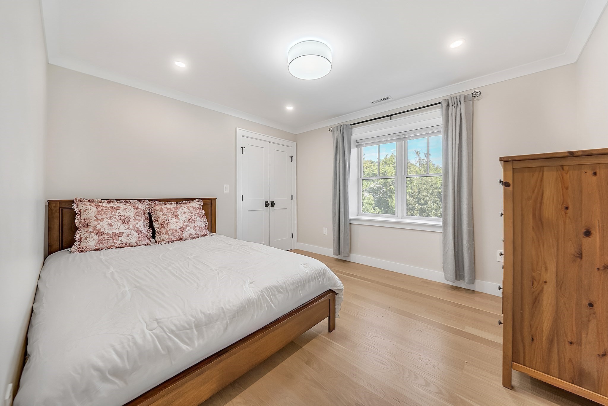 264 Pearl St. # 2