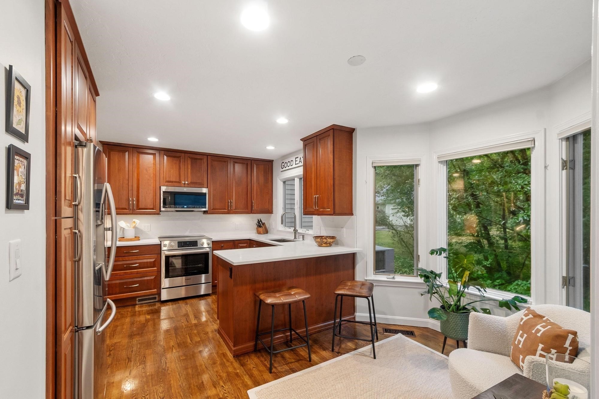 25 Pickman Dr # 25