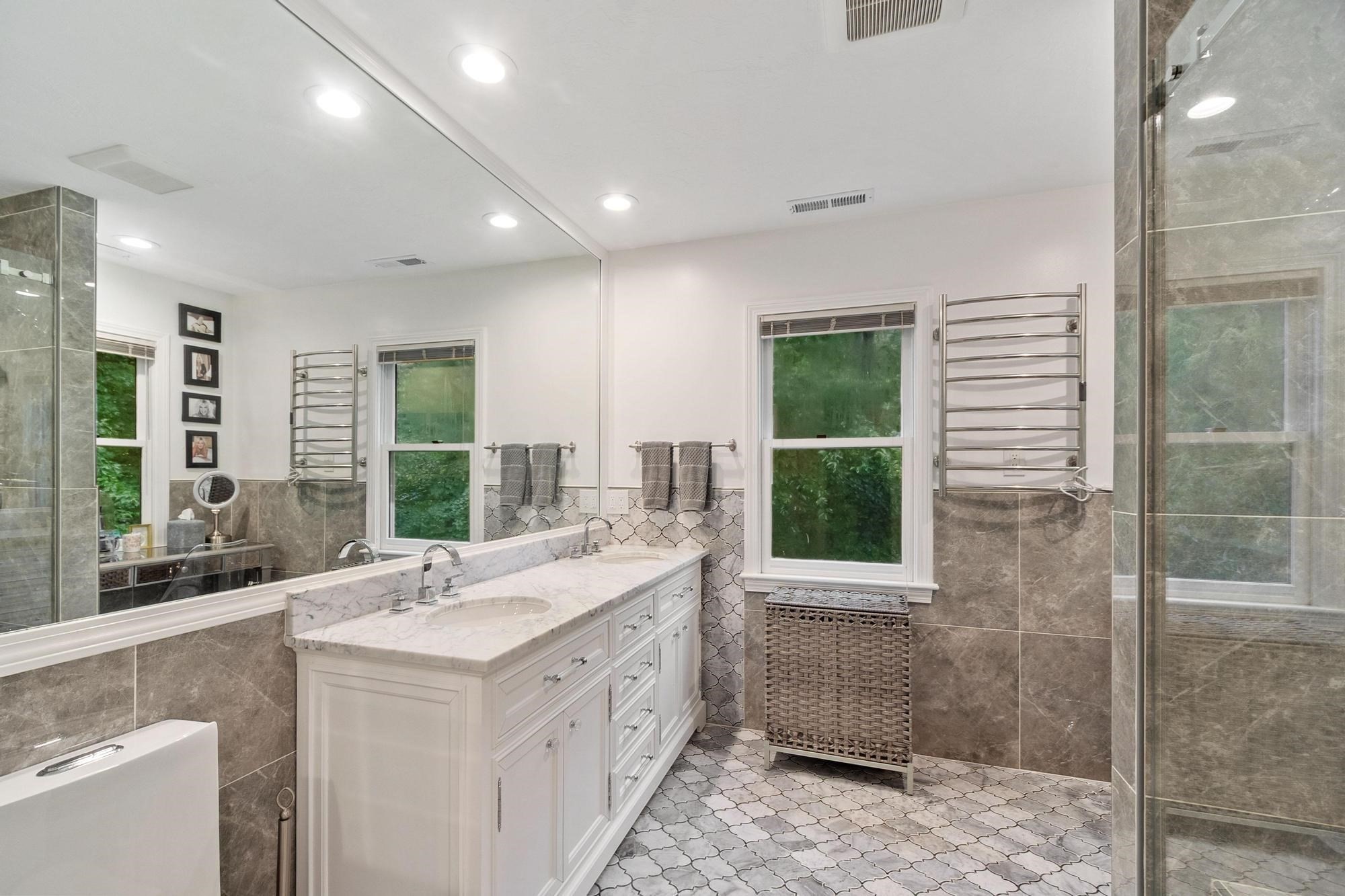 25 Pickman Dr # 25