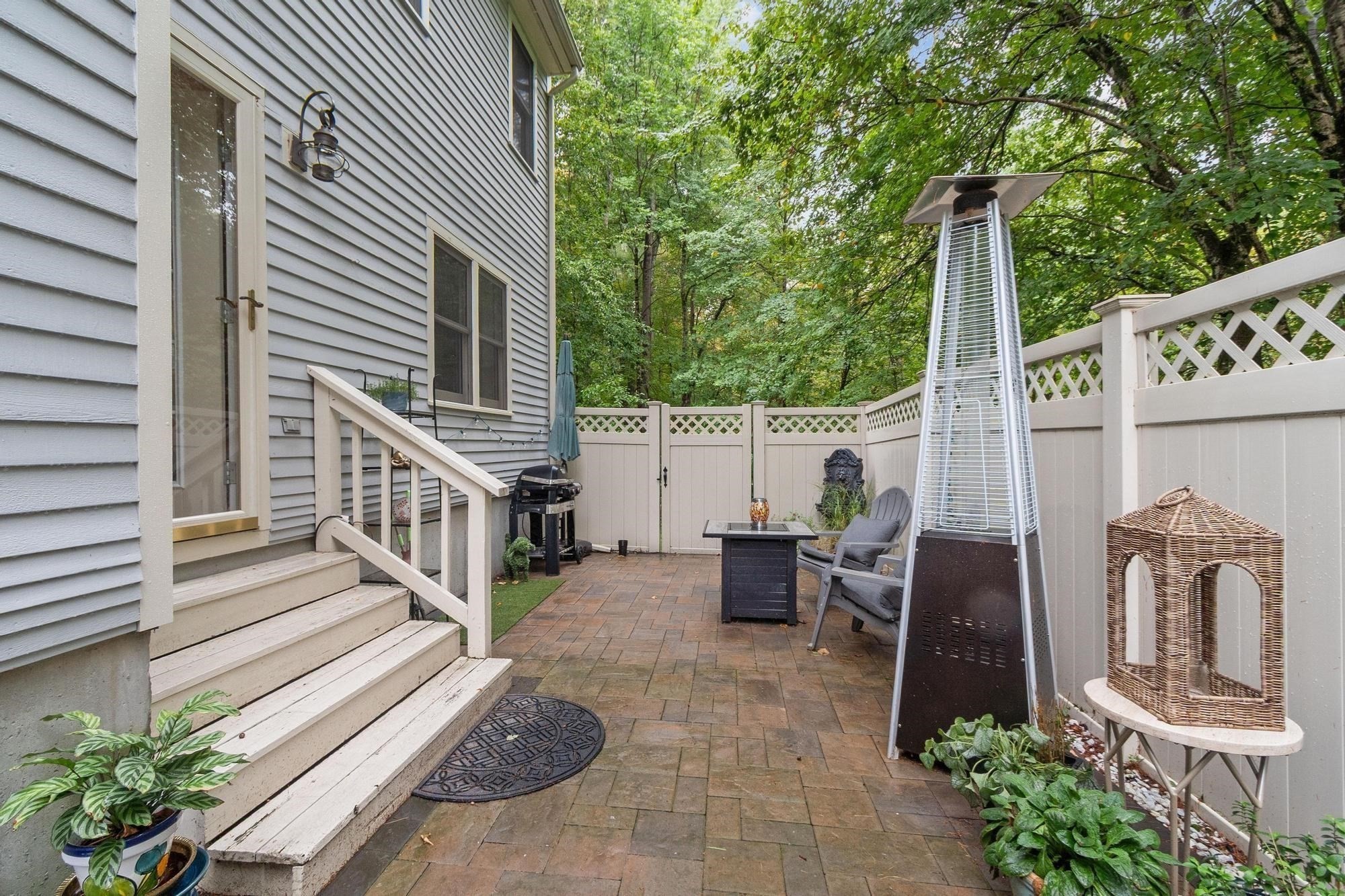 25 Pickman Dr # 25