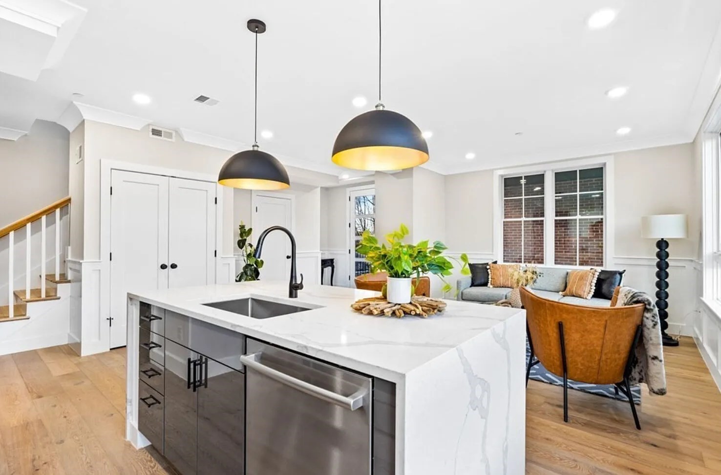 300 Somerville Avenue Unit: F