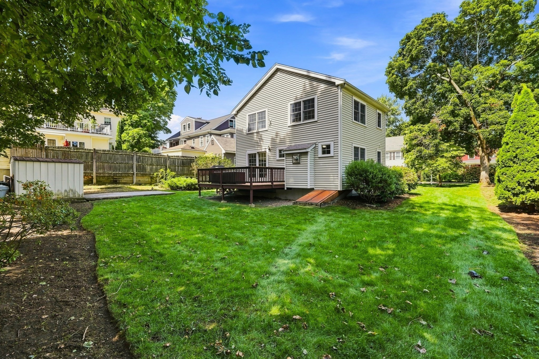 24 Richardson St
