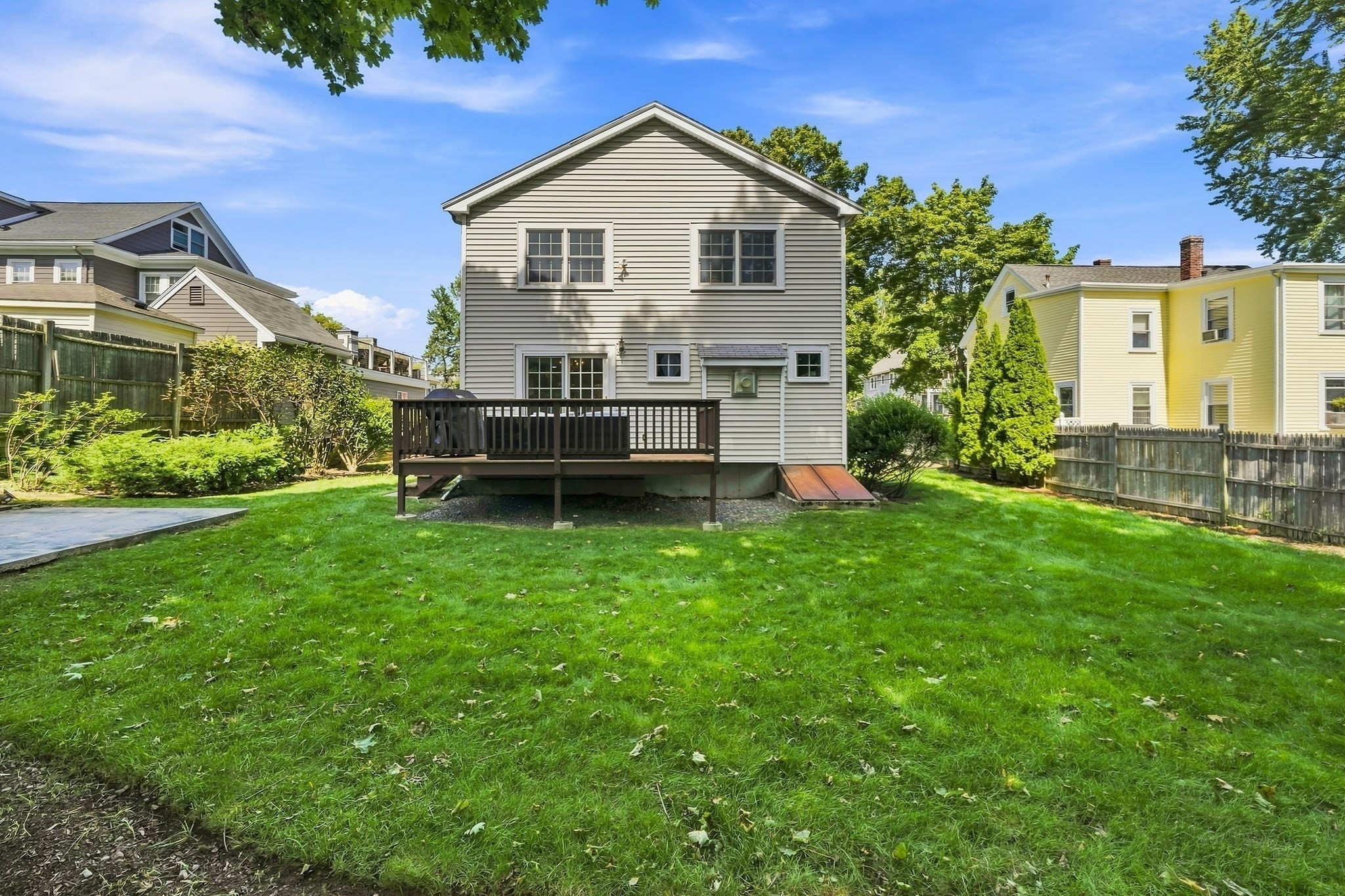 24 Richardson St