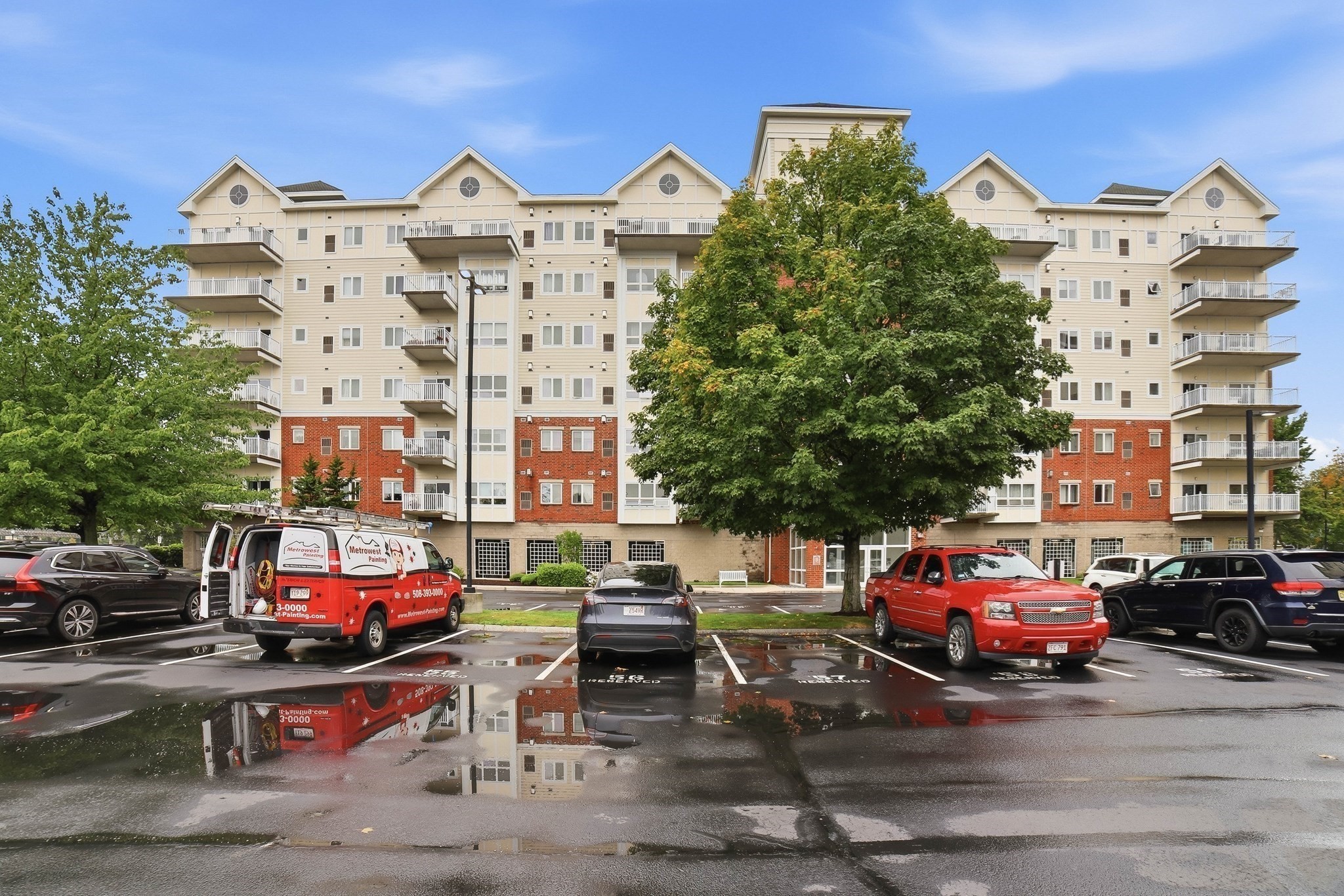 527 Pawtucket Blvd # 608