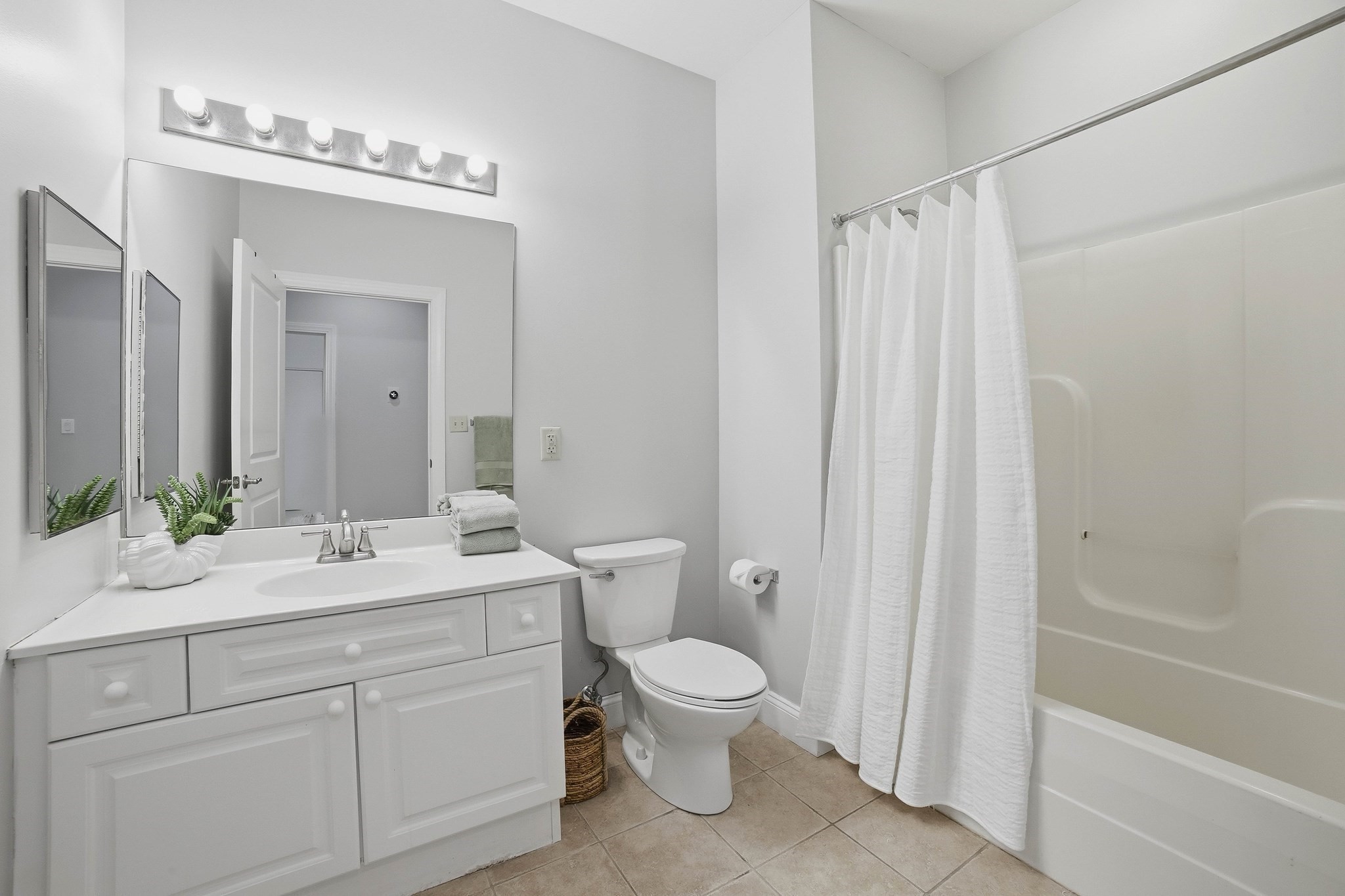 527 Pawtucket Blvd # 608