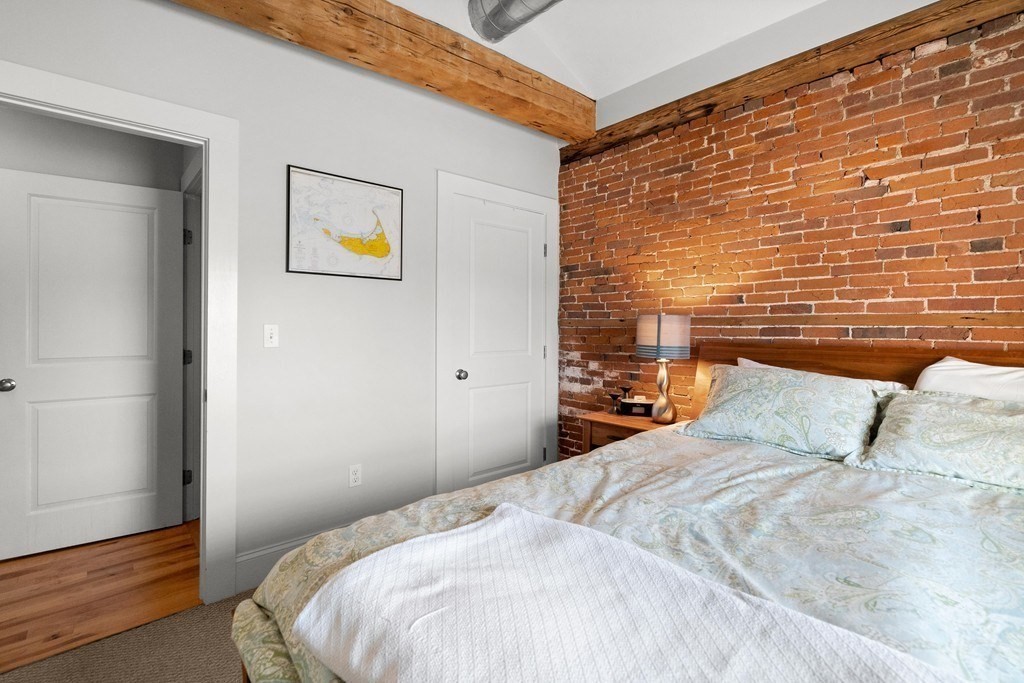 10 Union St # 3