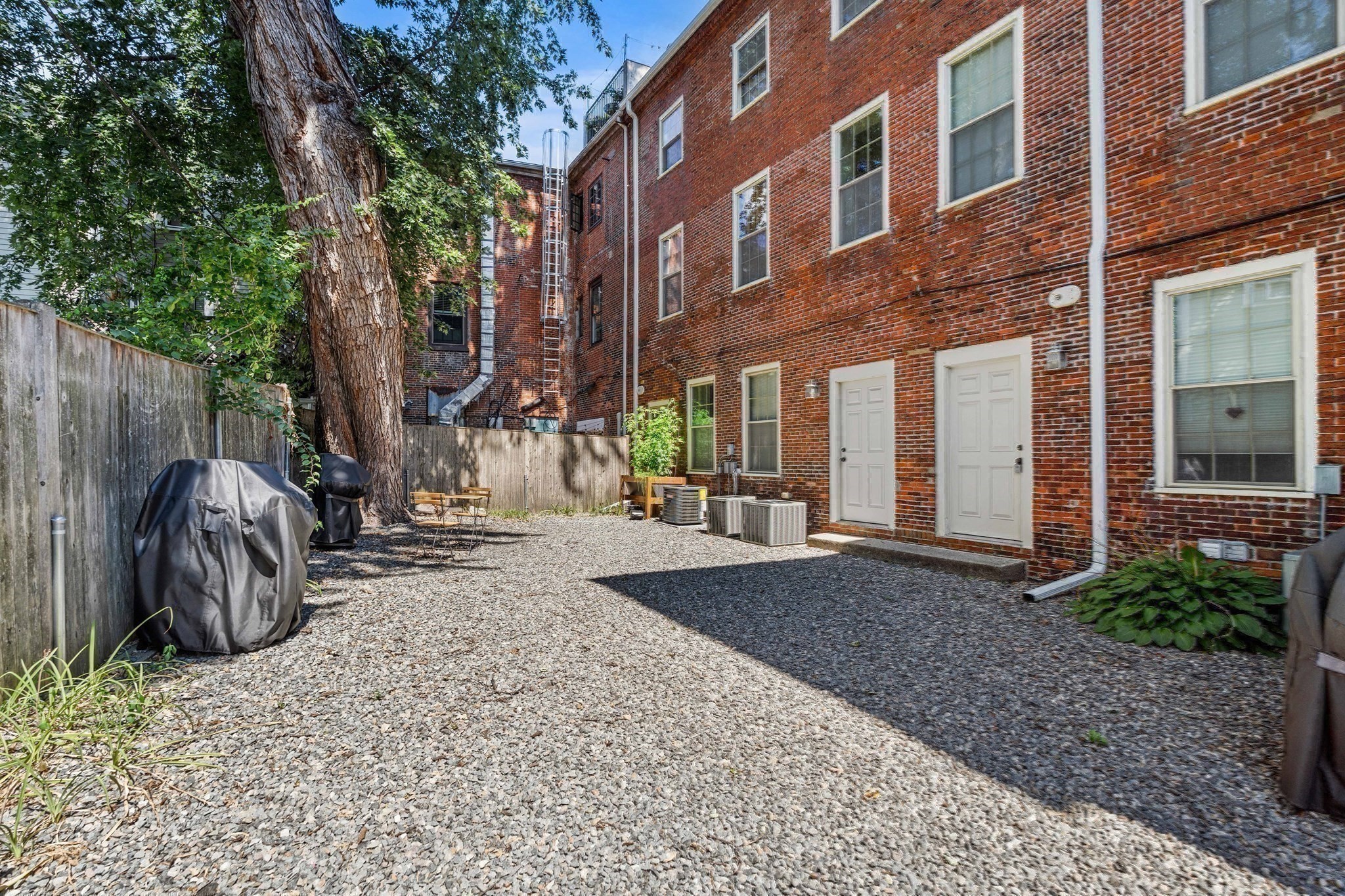 10 Union St # 3