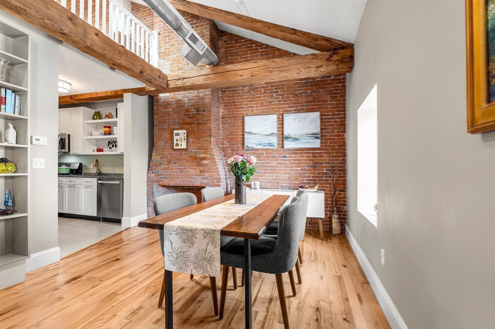 10 Union St # 3