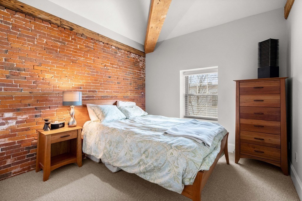 10 Union St # 3