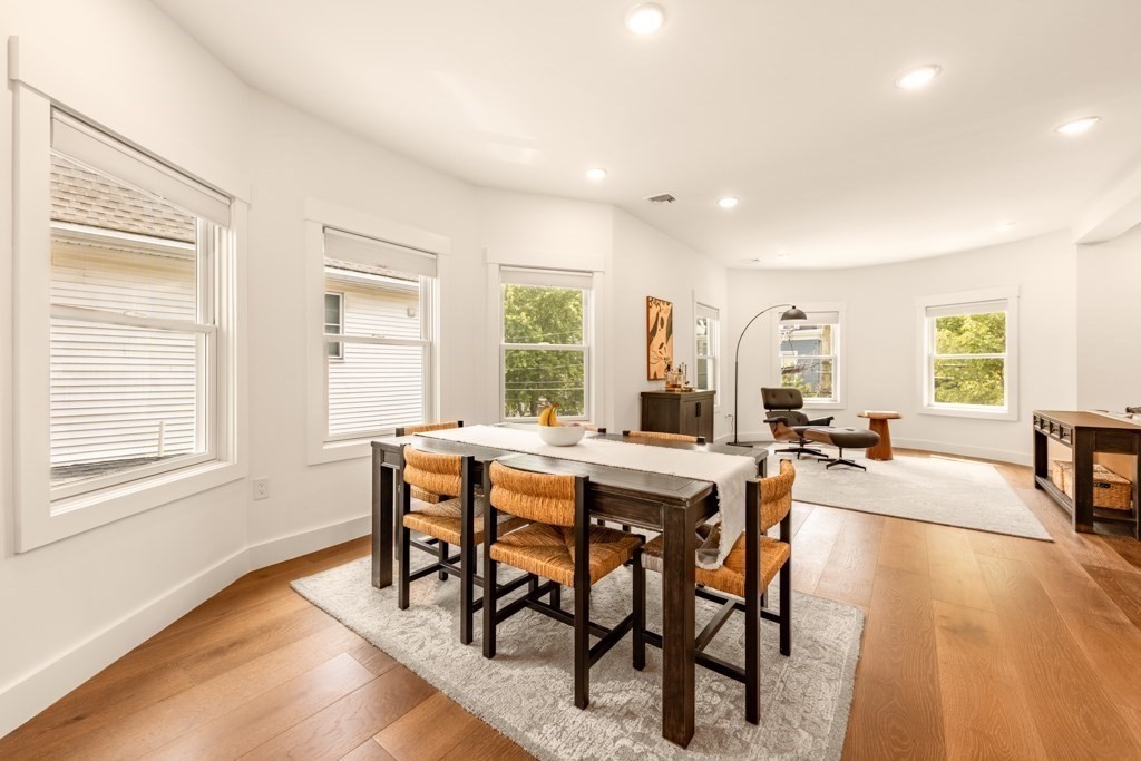 13 Grand View Avenue # 2