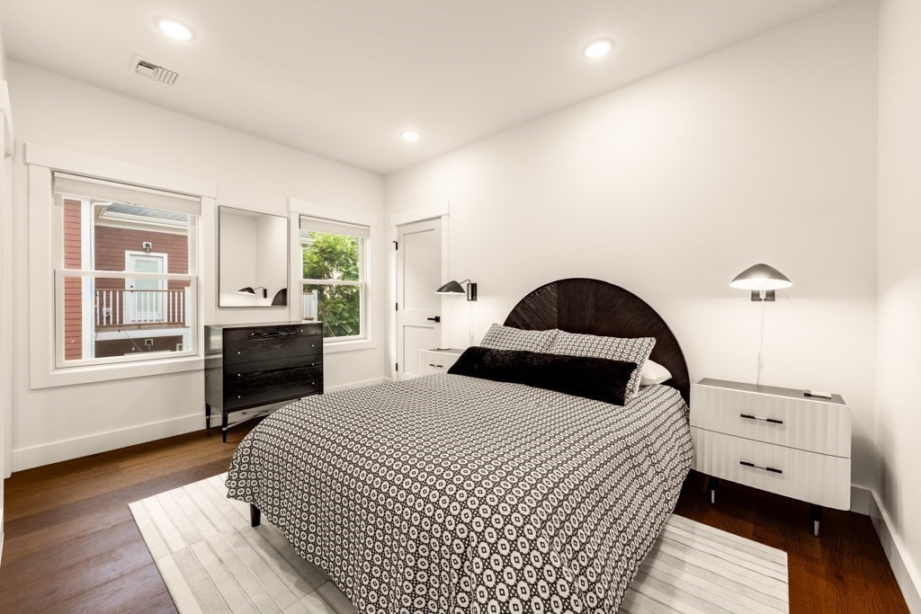 13 Grand View Avenue # 2