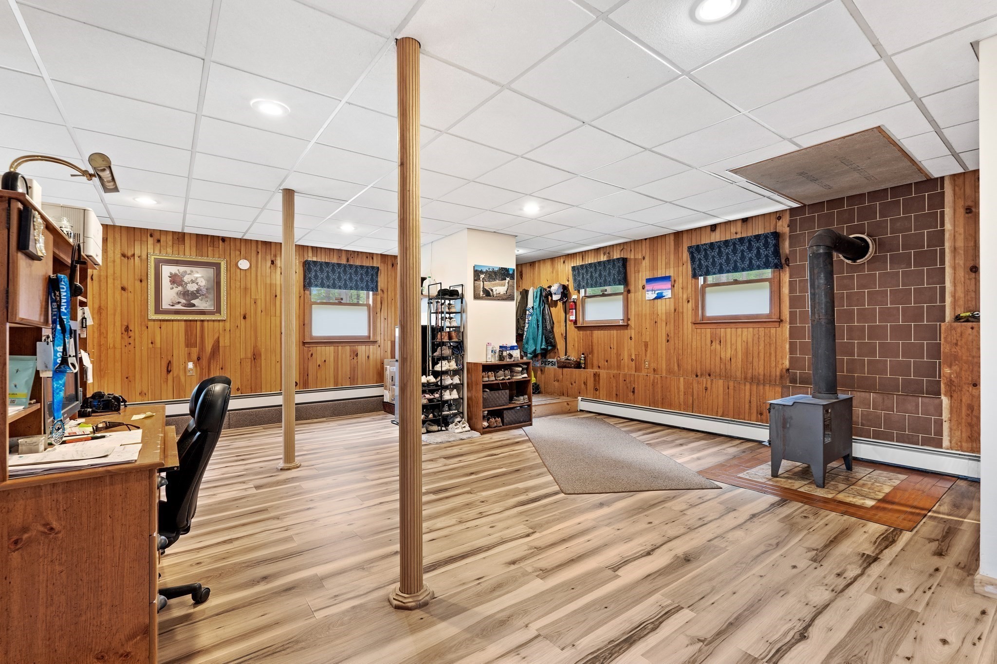 225 Taylor Rd