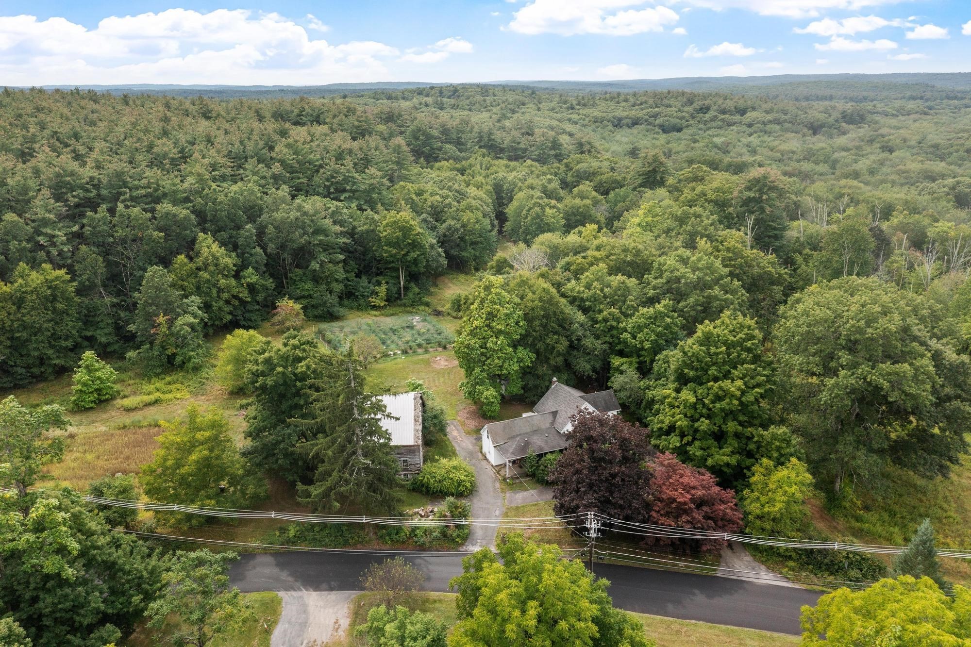 276 Middle Rd
