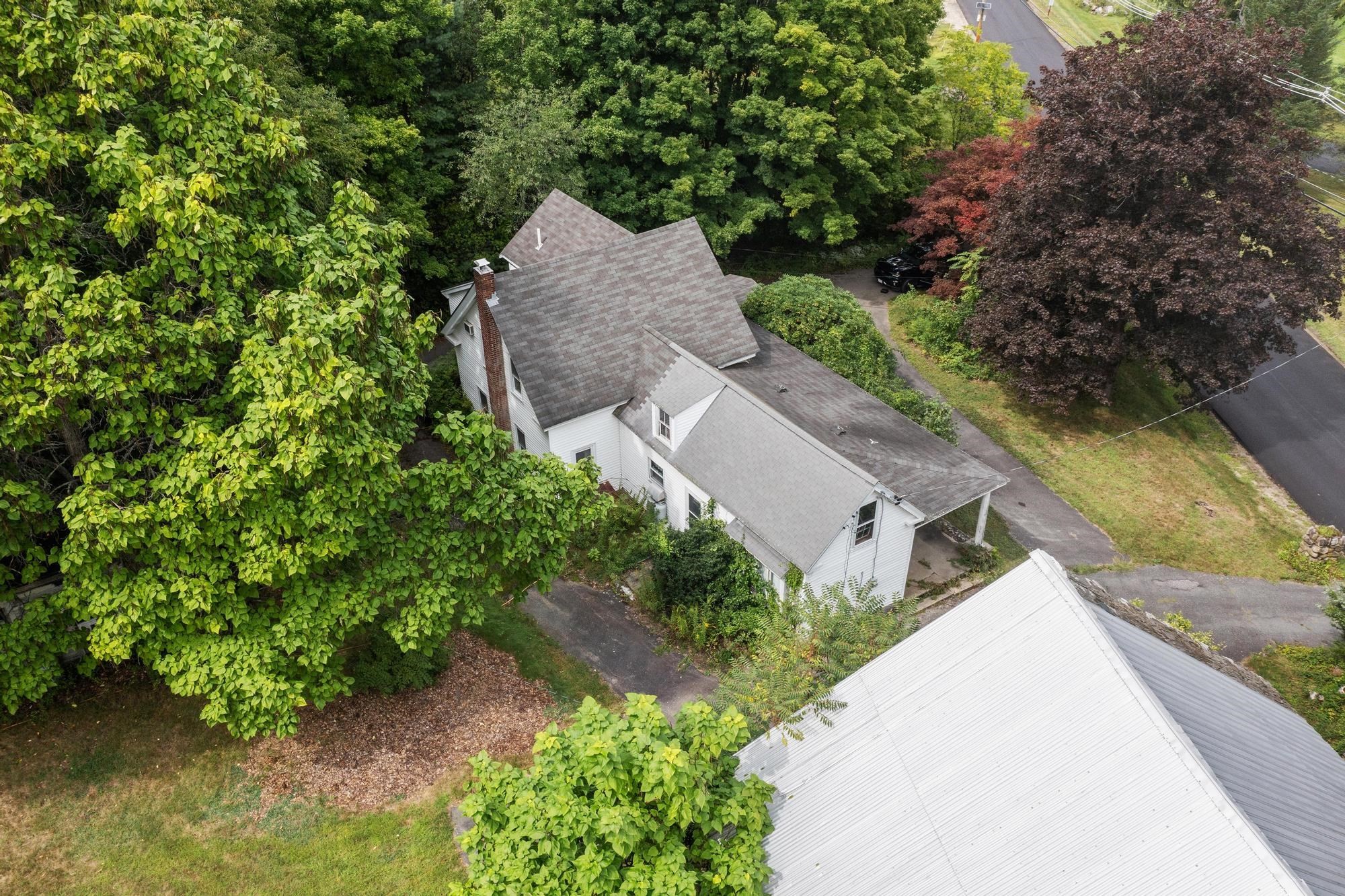 276 Middle Rd