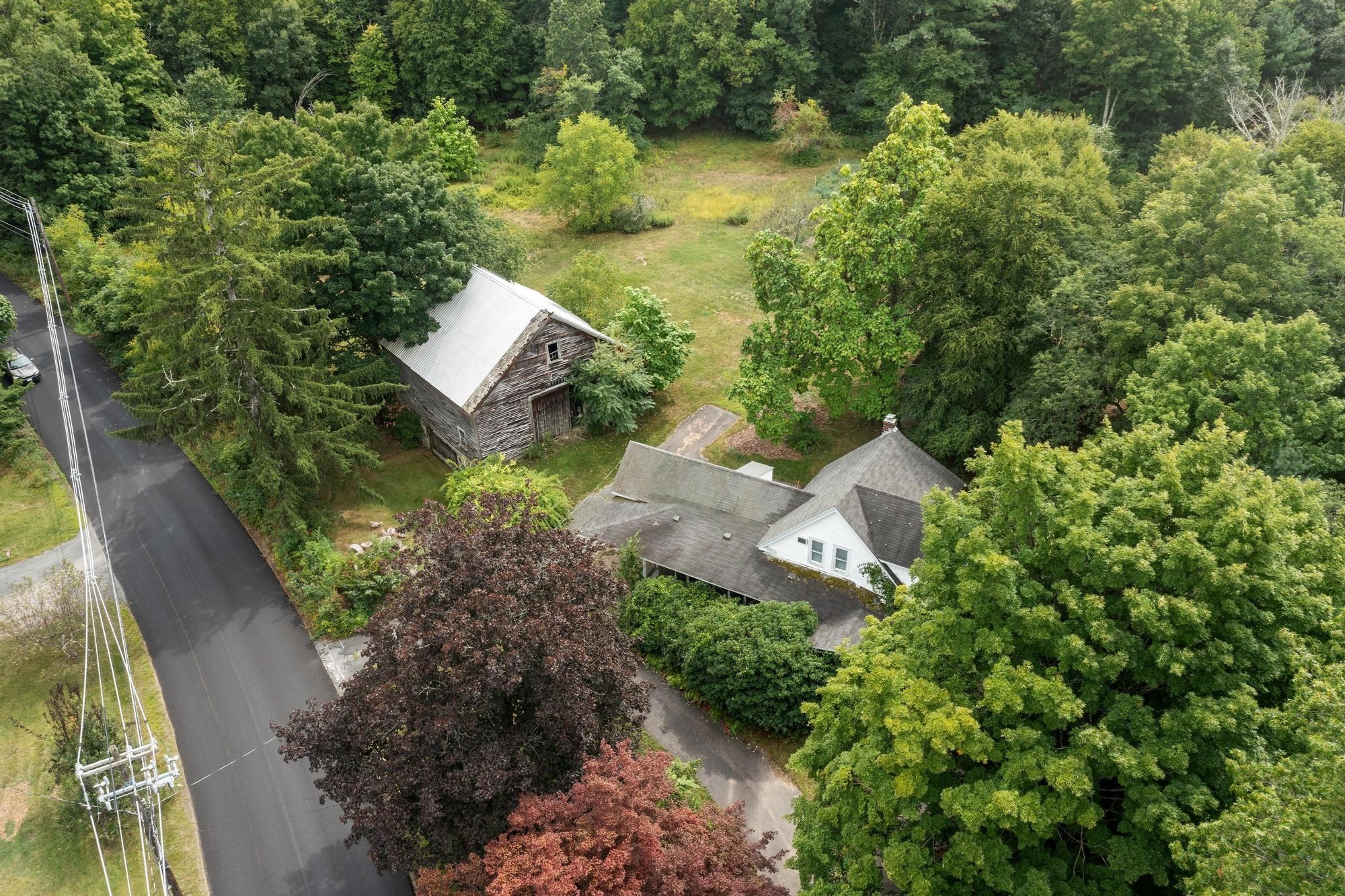 276 Middle Rd