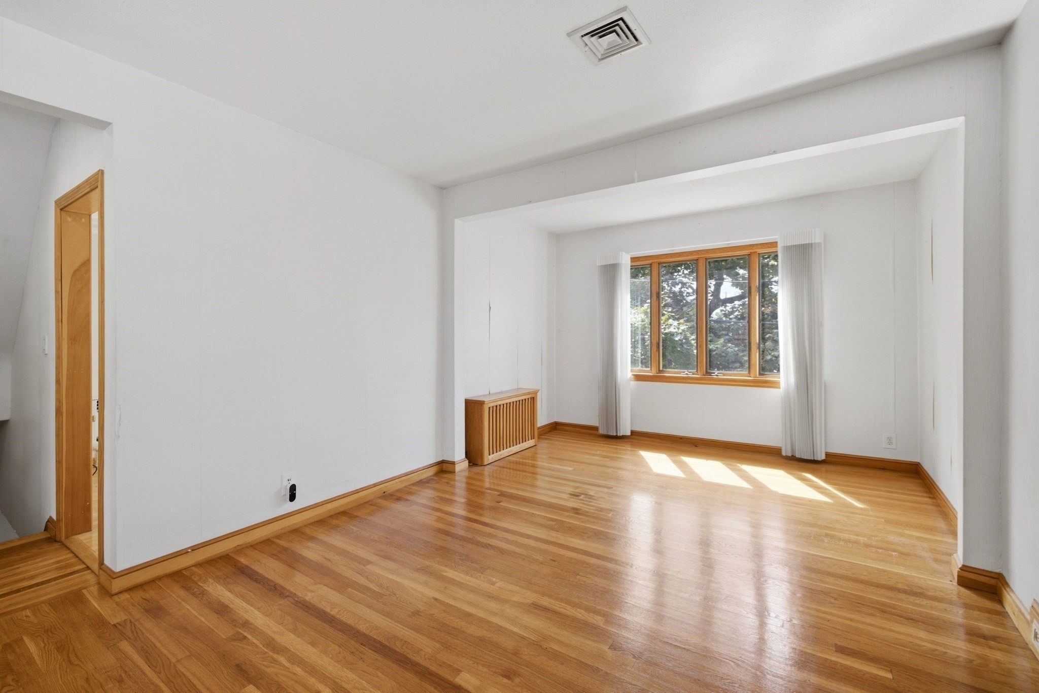 35-37 Amherst St