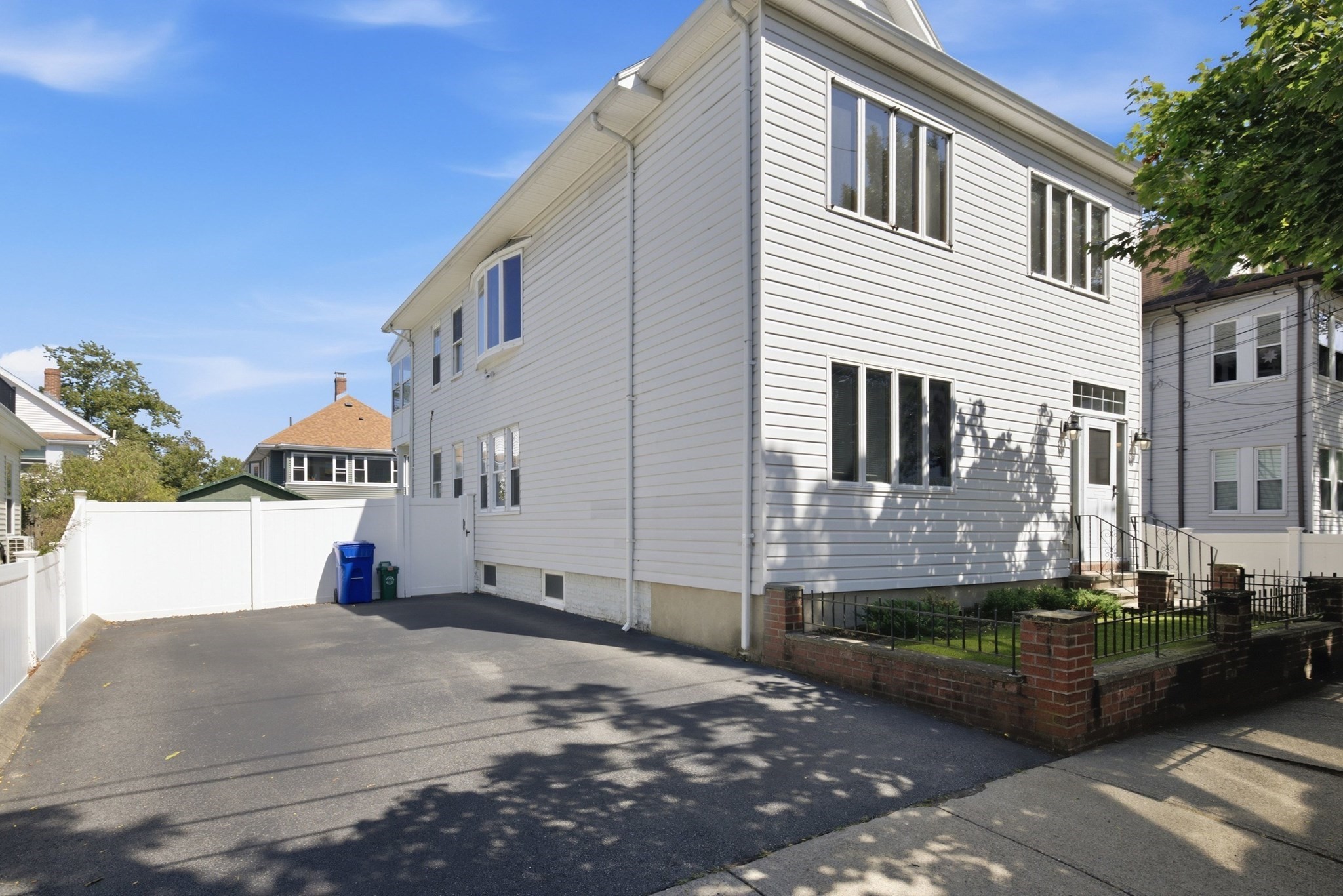 35-37 Amherst St