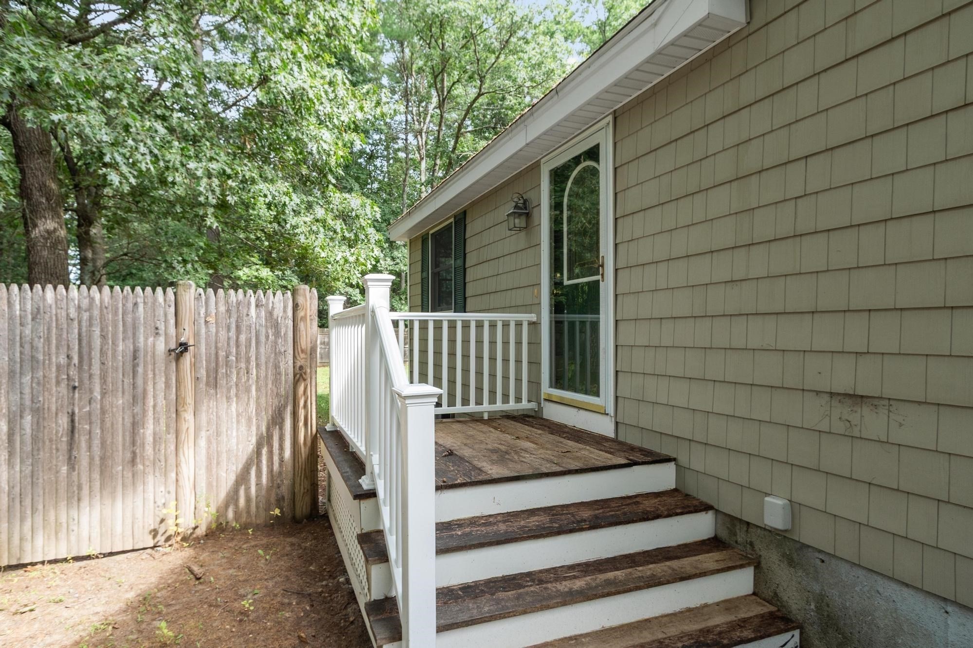 160 Groton Rd