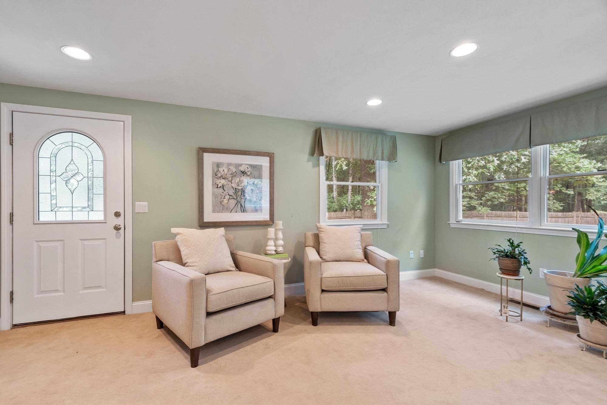 160 Groton Rd
