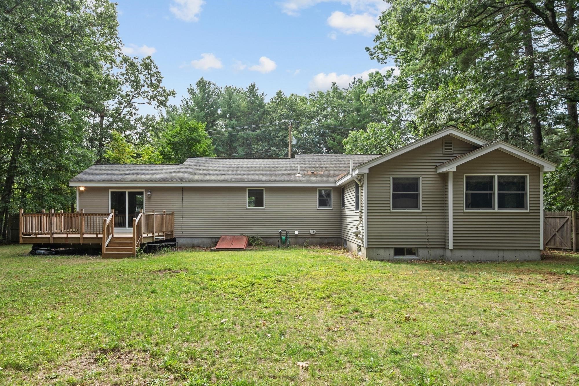 160 Groton Rd