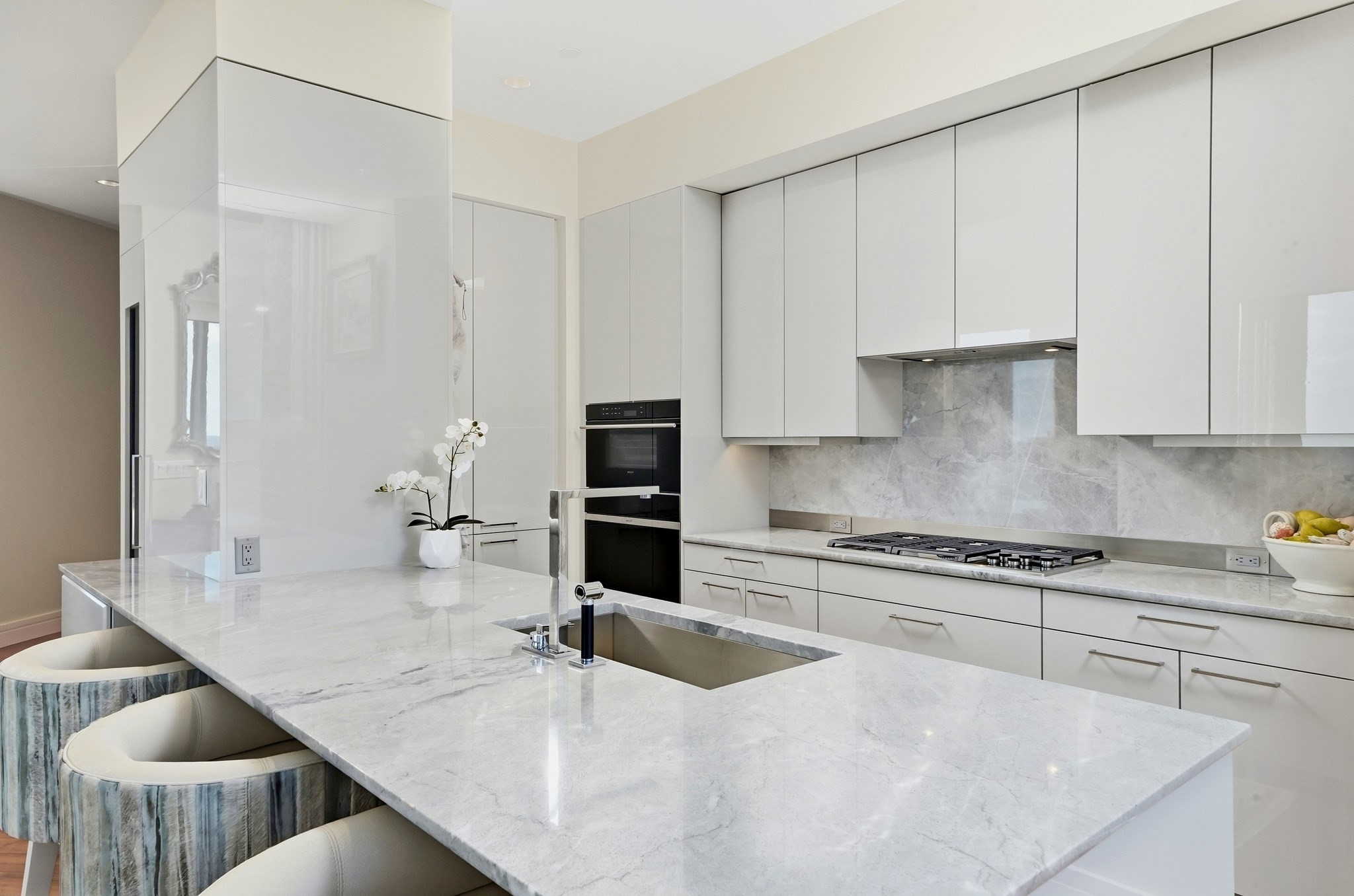 1 Dalton St # 3205