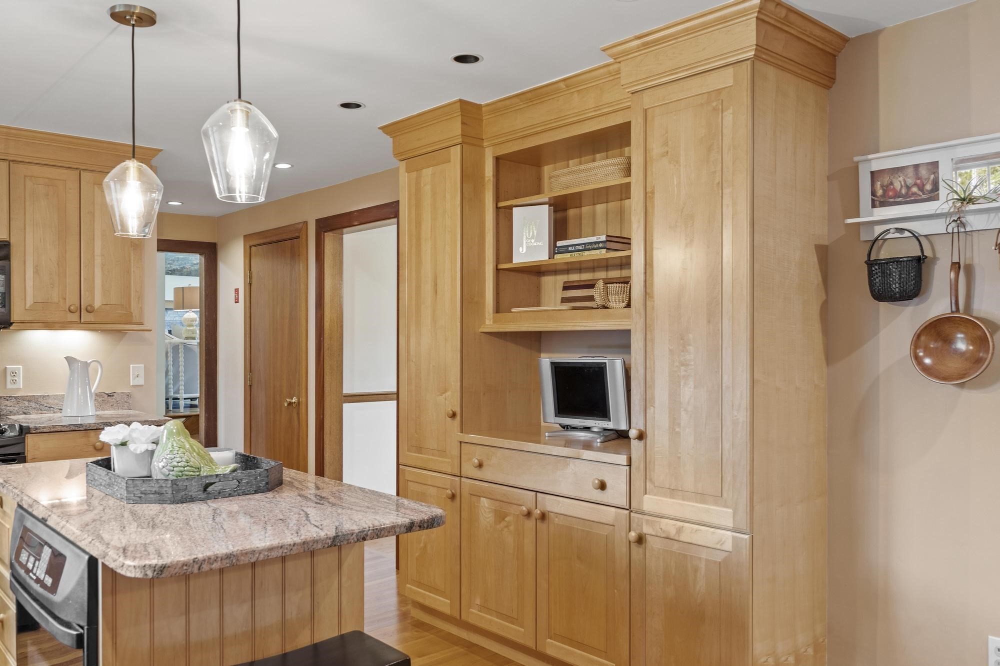 23 Hathaway Rd