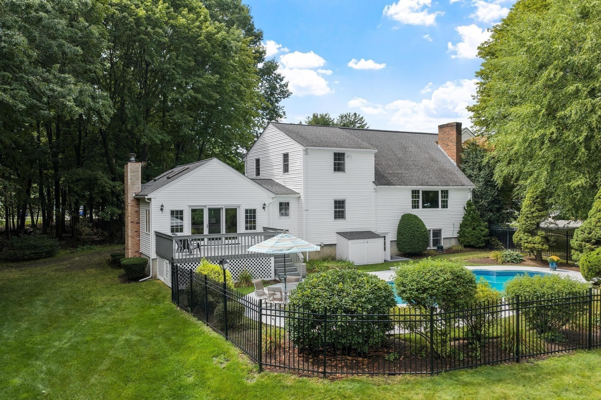 23 Hathaway Rd