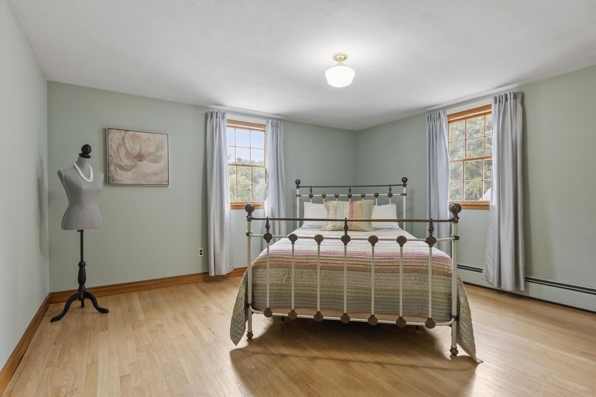 23 Hathaway Rd