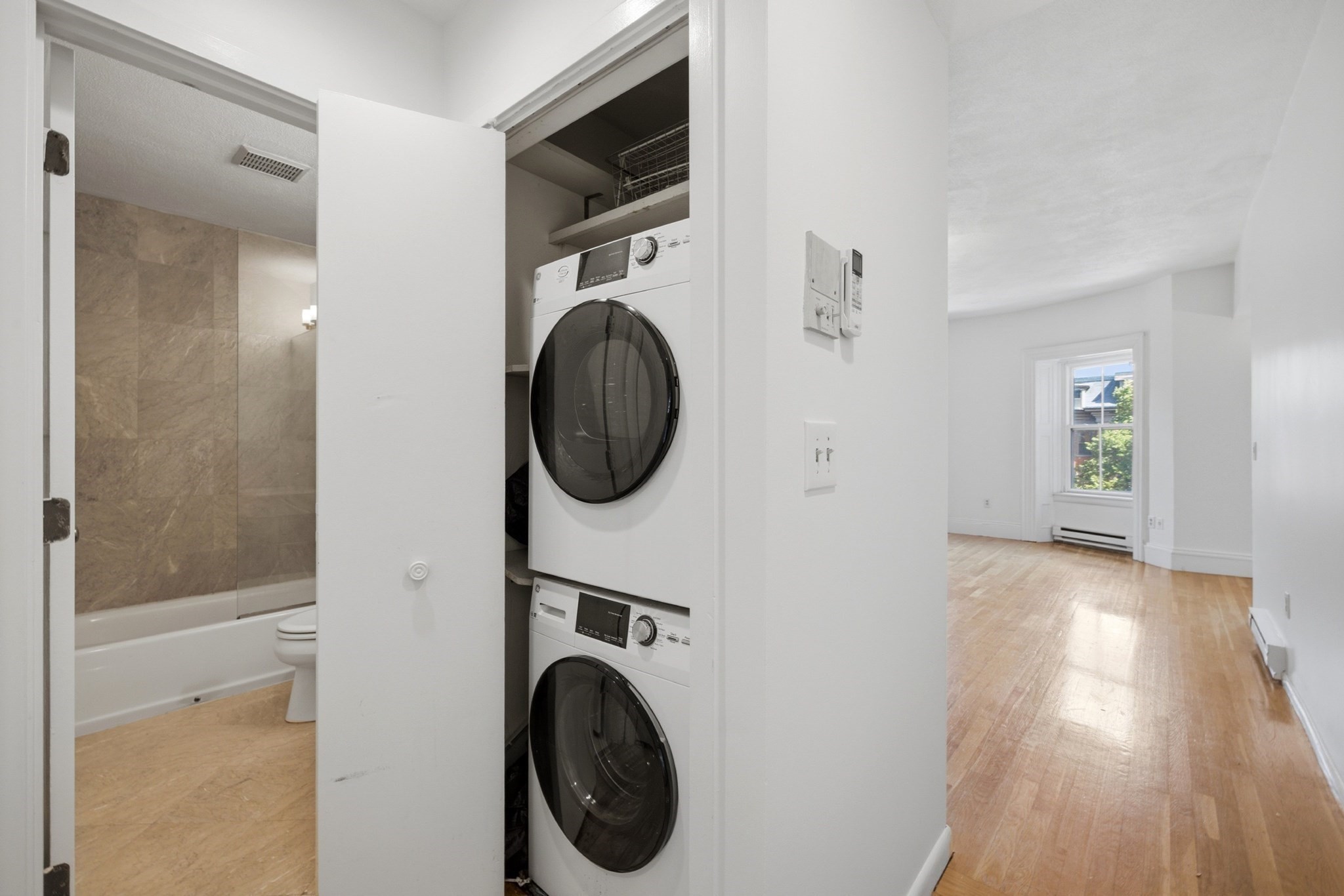 29 Worcester Sq # 5