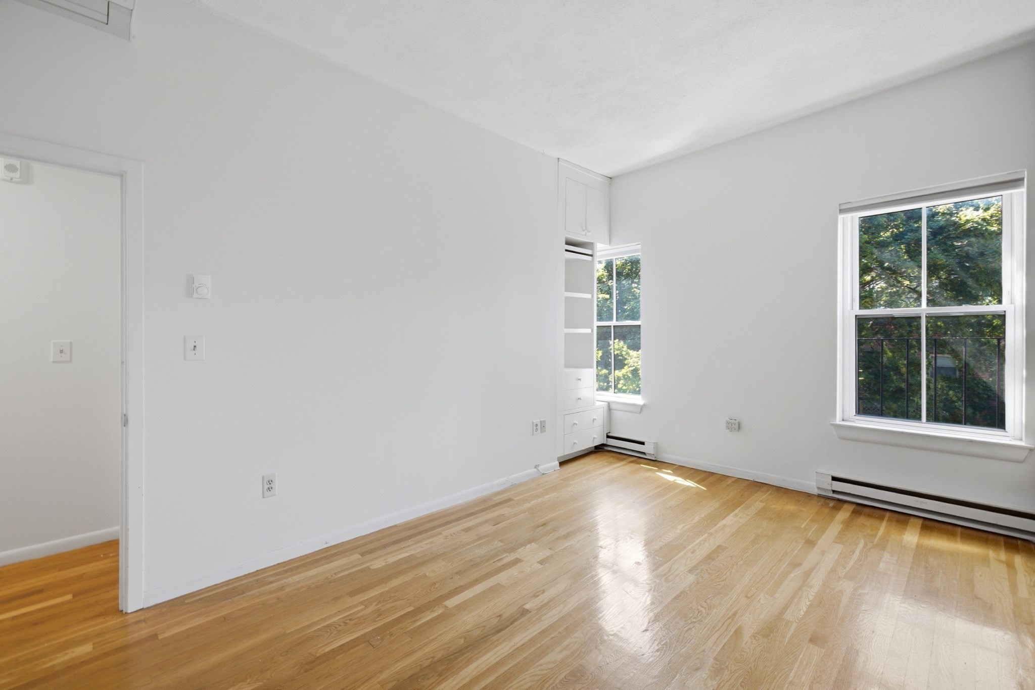 29 Worcester Sq # 5
