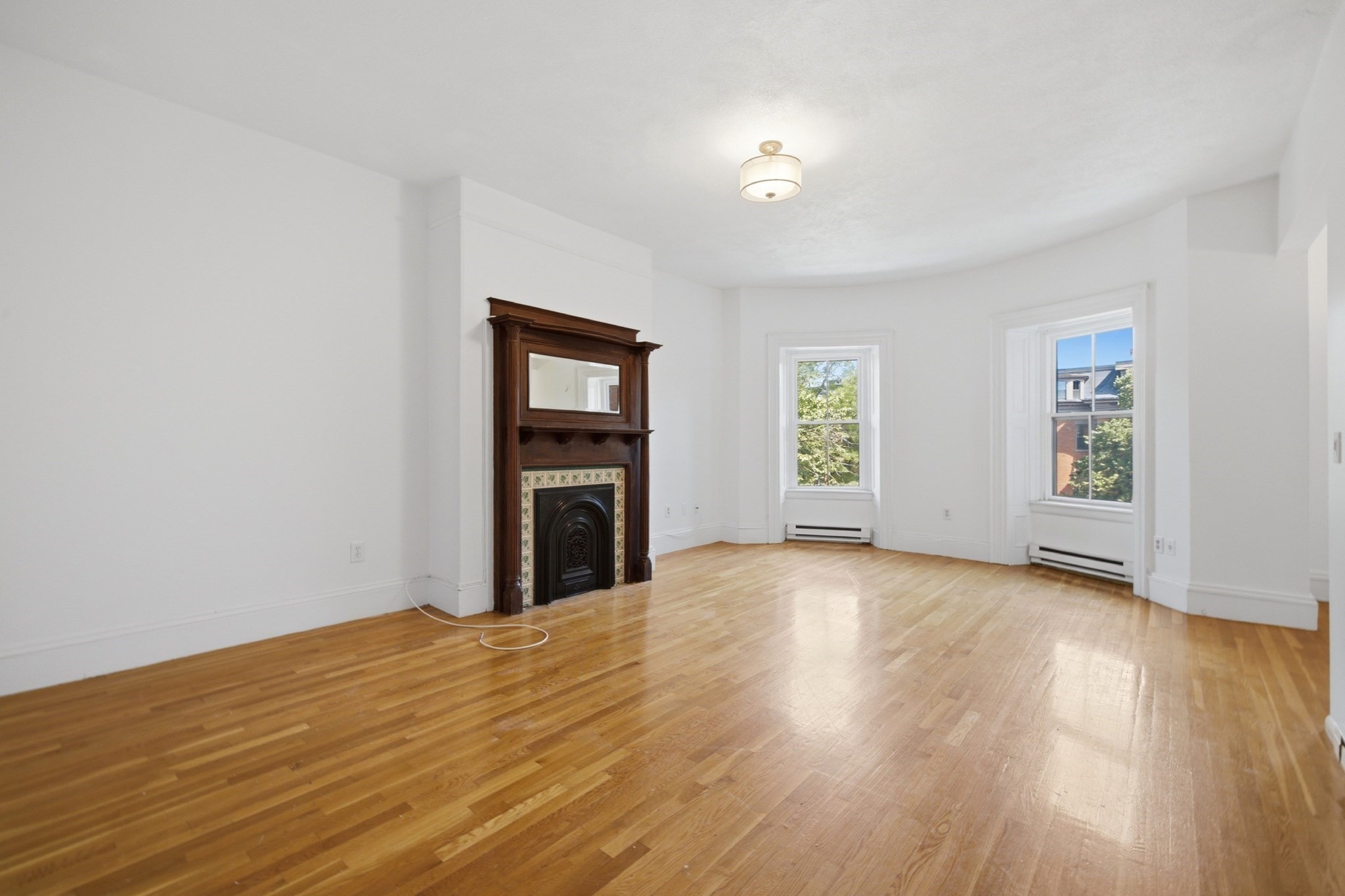29 Worcester Sq # 5