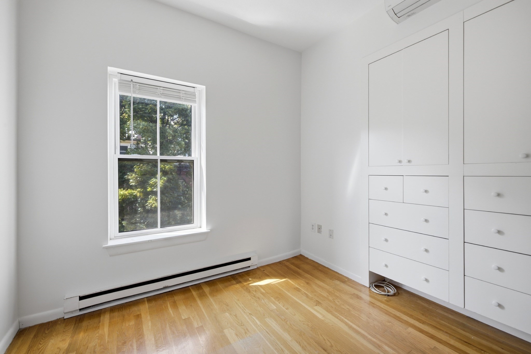 29 Worcester Sq # 5
