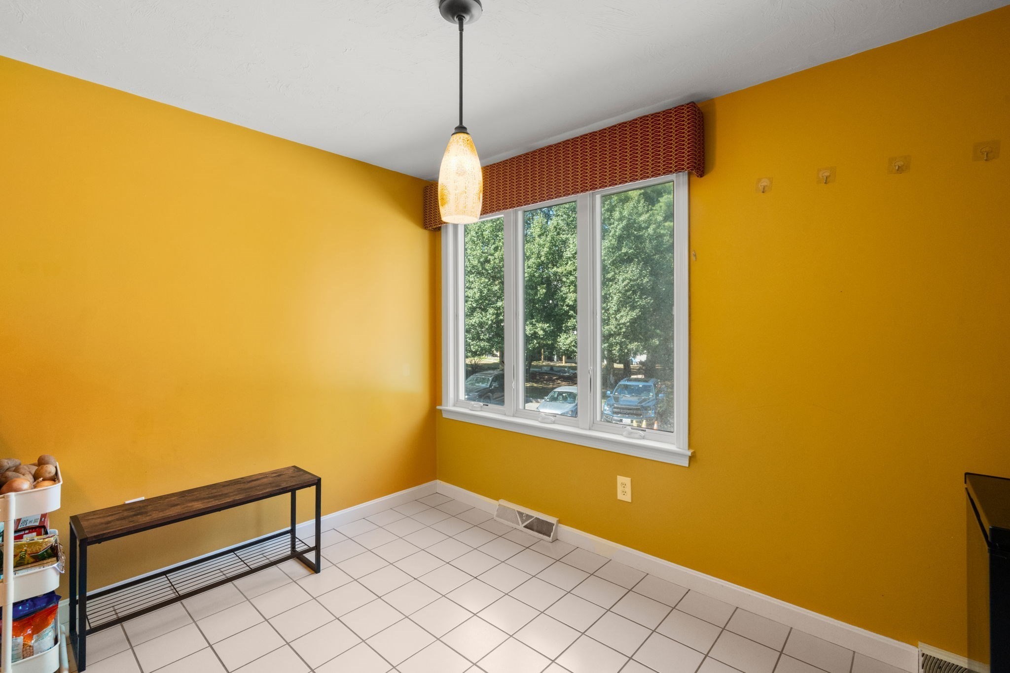304 Erin Rd # 304