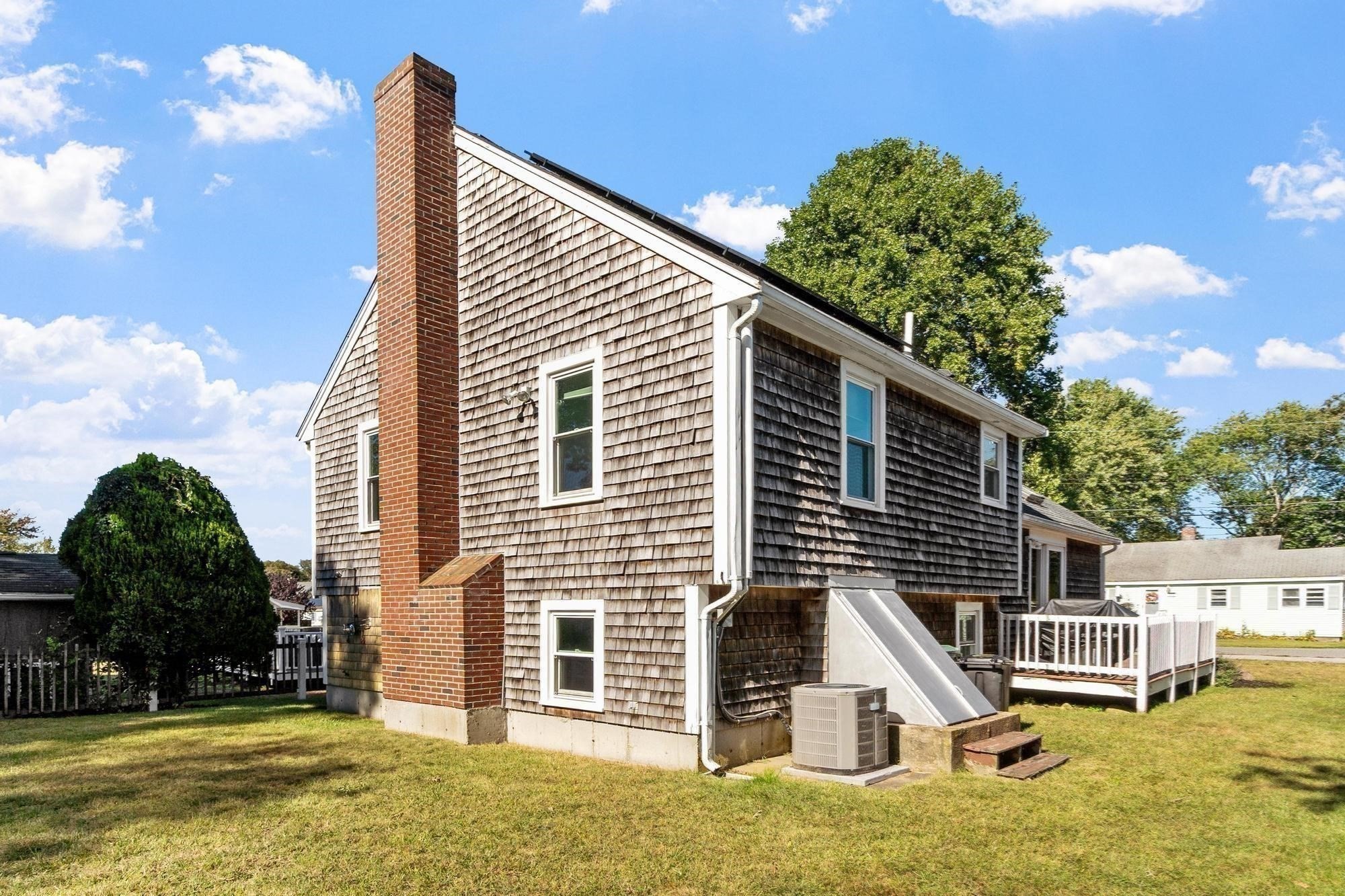 103 Allan Street # 103
