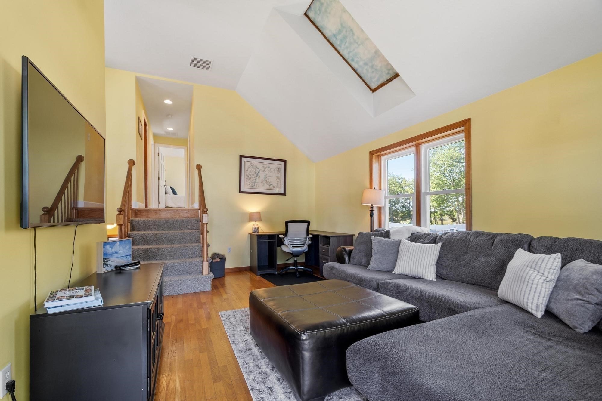 103 Allan Street # 103