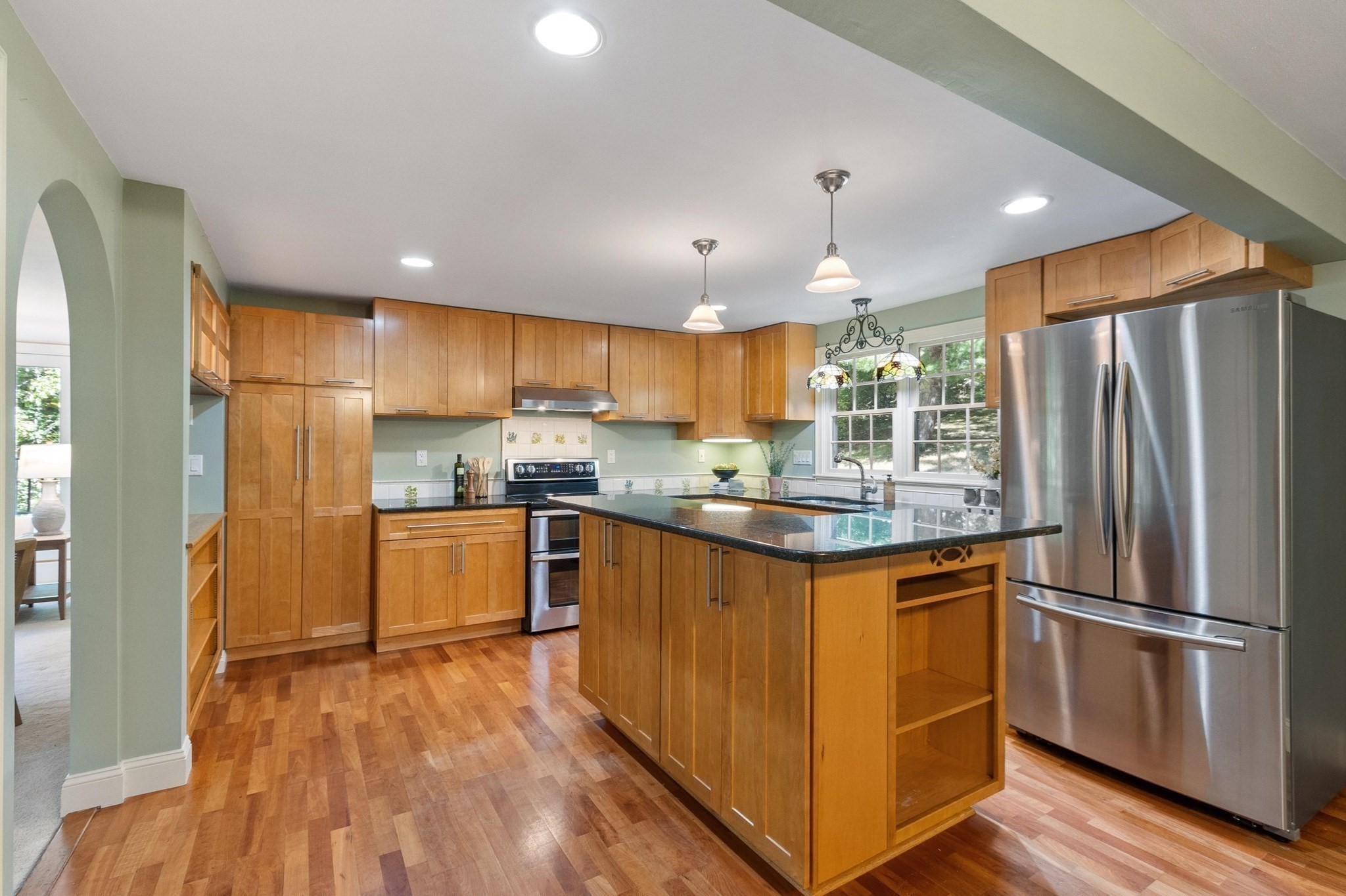 58 Gates Ln