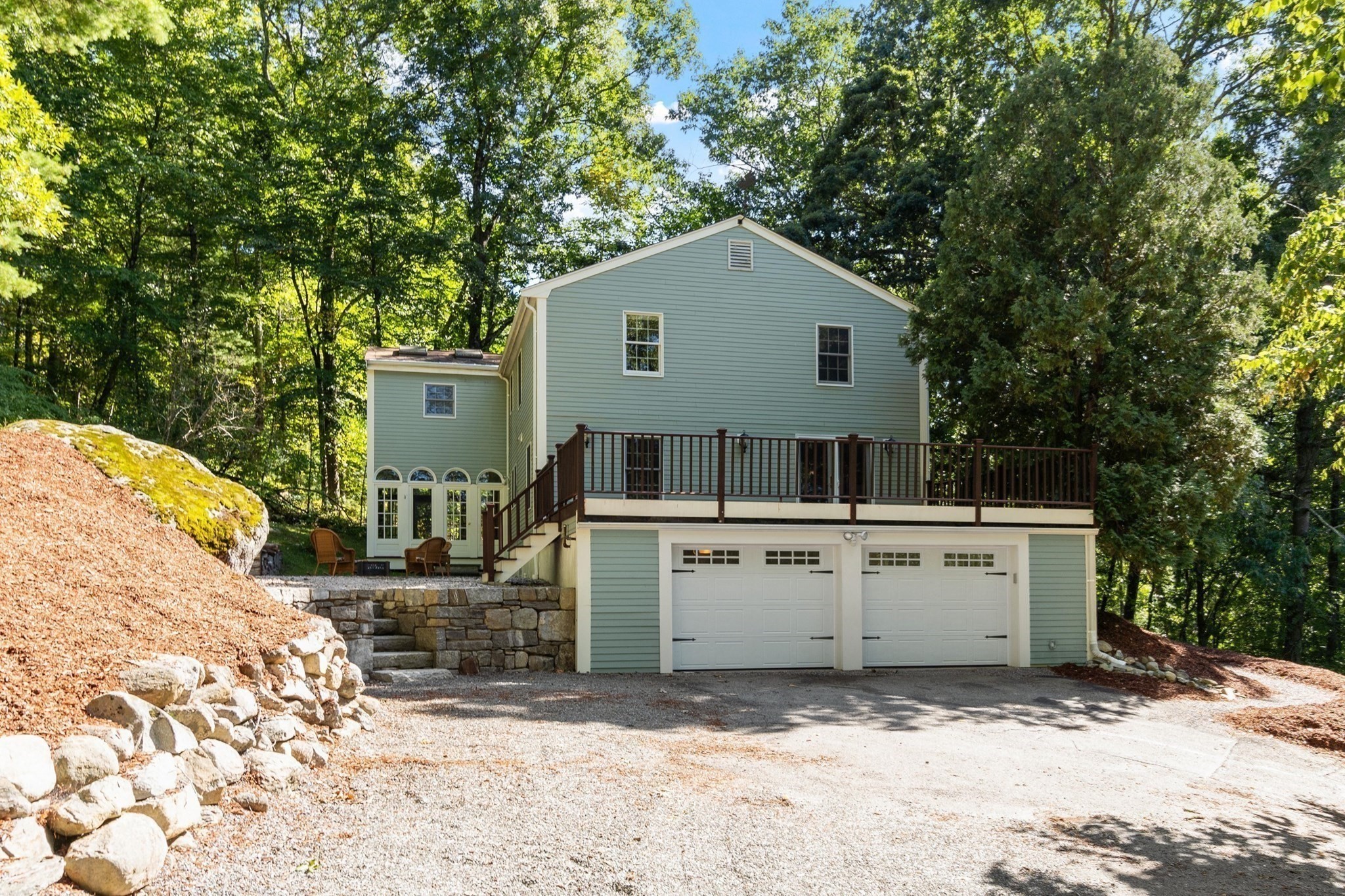 58 Gates Ln