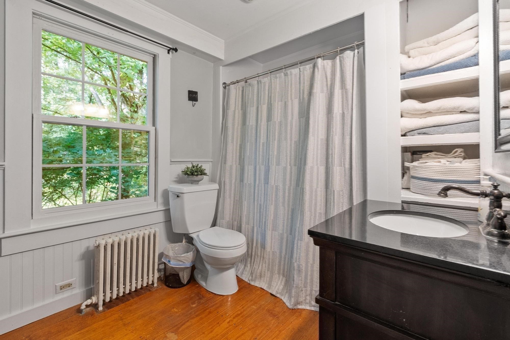 533 Lowell Rd