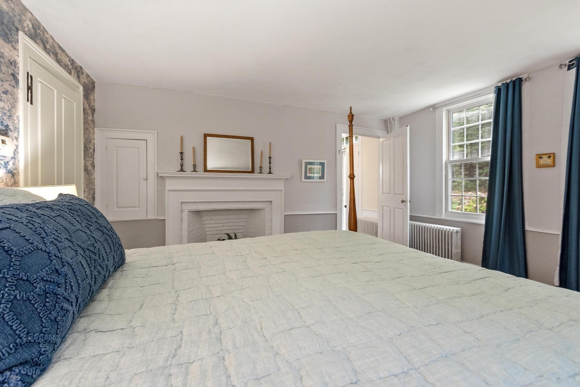 533 Lowell Rd