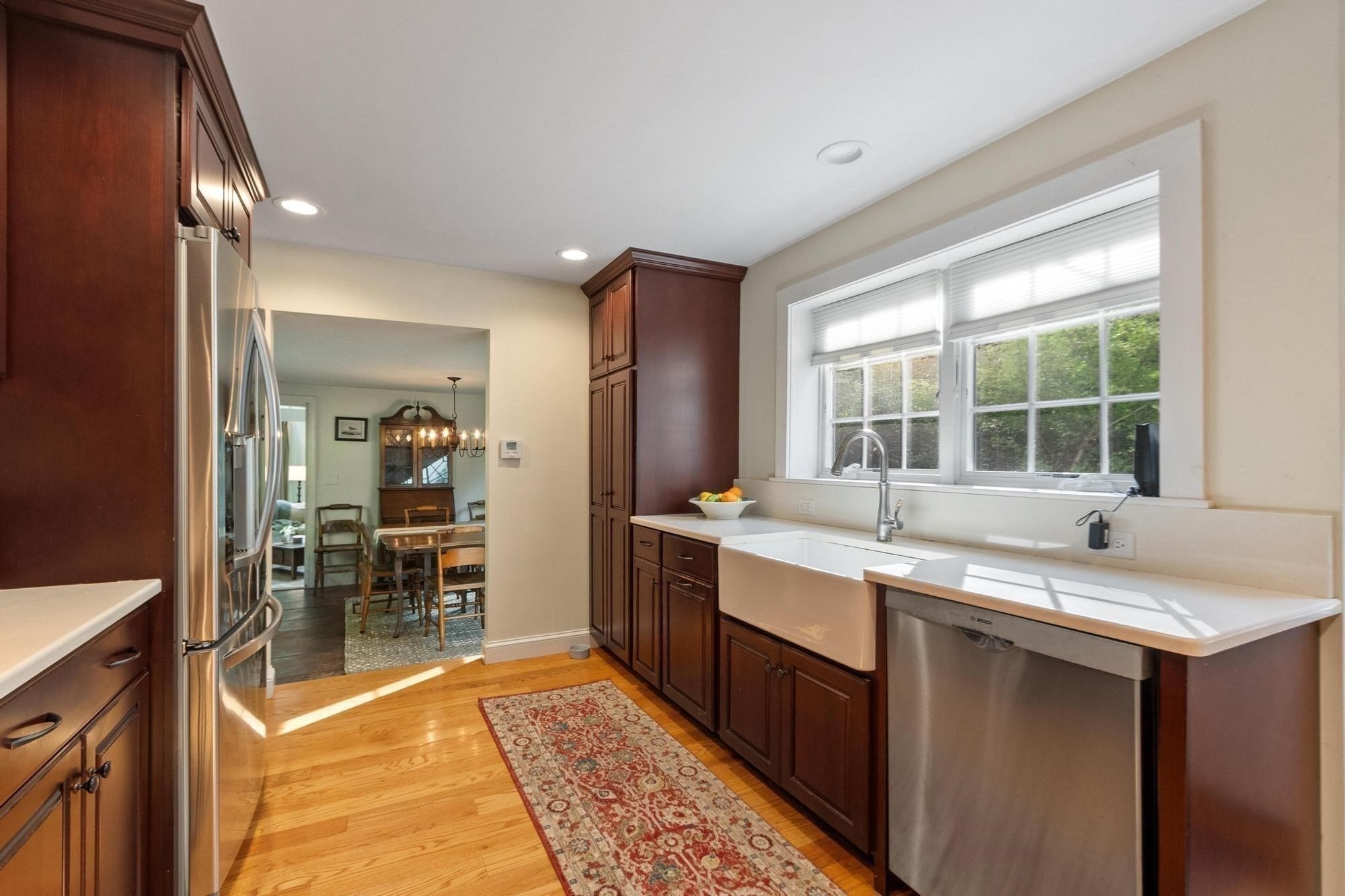 533 Lowell Rd
