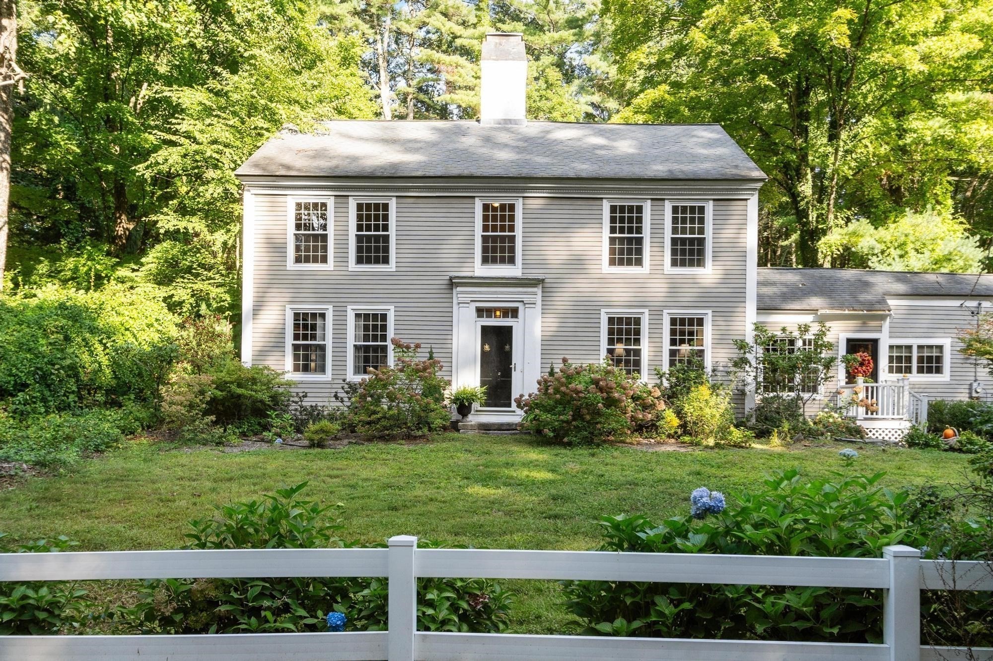 533 Lowell Rd