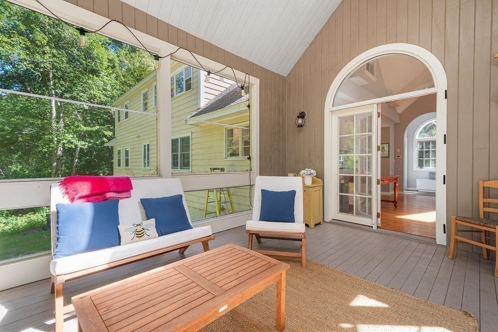 16 French Rd
