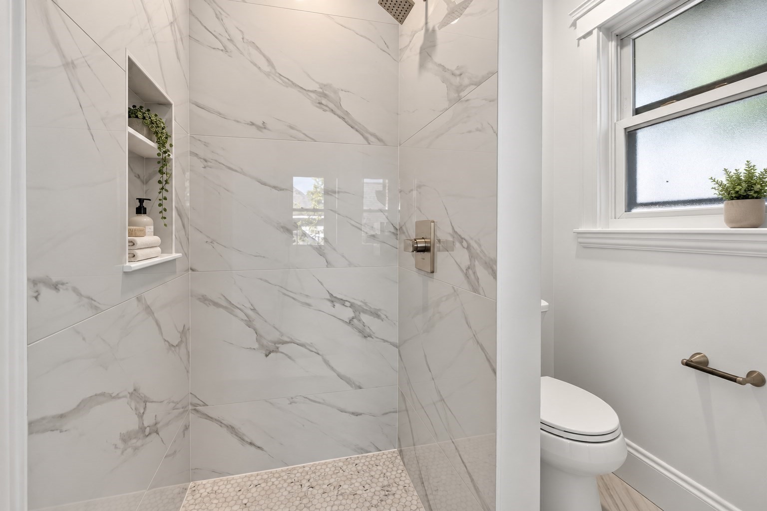 7 Richard Ave # 3