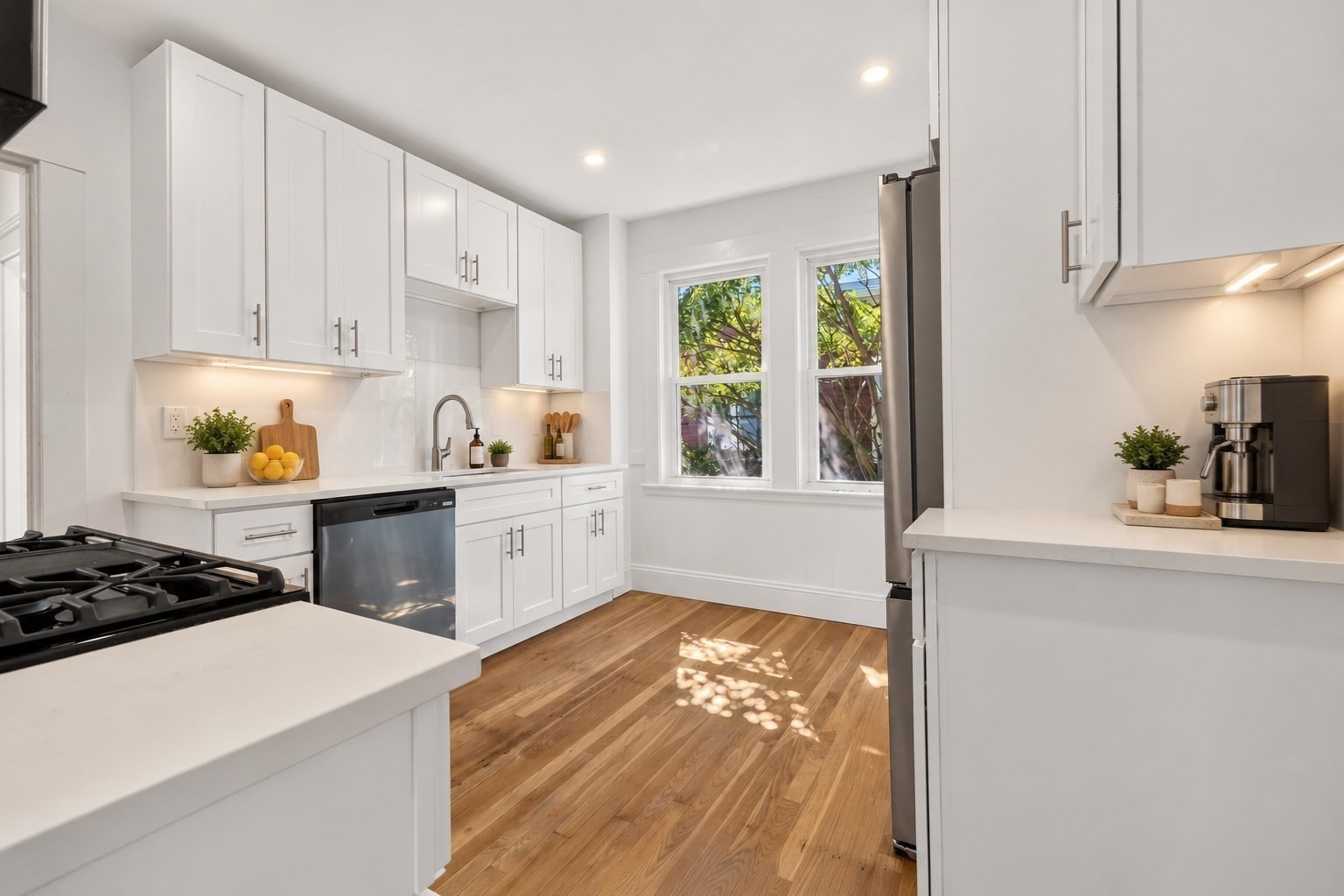7 Richard Ave # 3