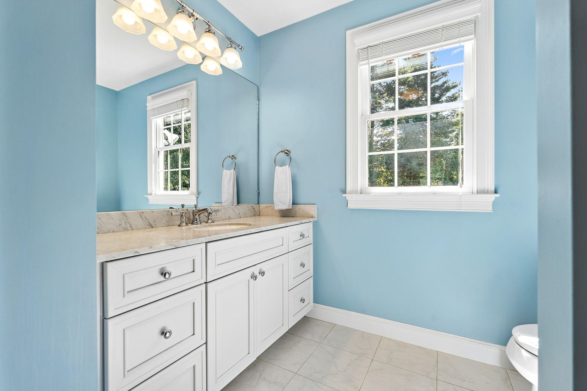 7 Sylvan Dr